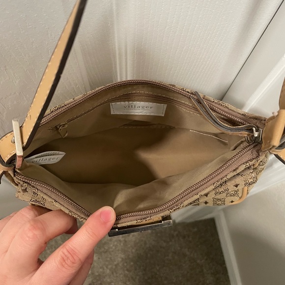 Villager Liz Claiborne Beige Handbag - Picture 3 of 4